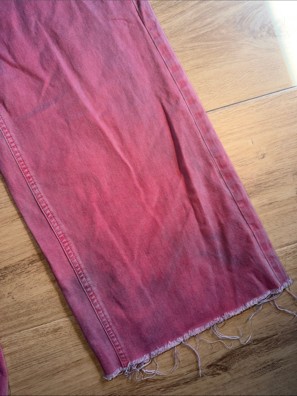 GAP Pink Wide-Leg Jeans with Raw Hem size 10/30 regular - Picture 3 of 7